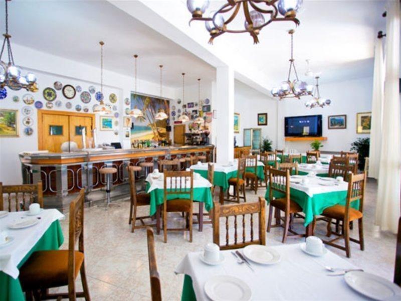 Hostal Villa Cati Peguera Extérieur photo
